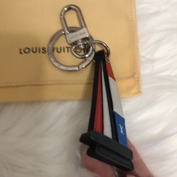 Louis Vuitton America’s Cup key chain/accessories - Picture 5 of 5